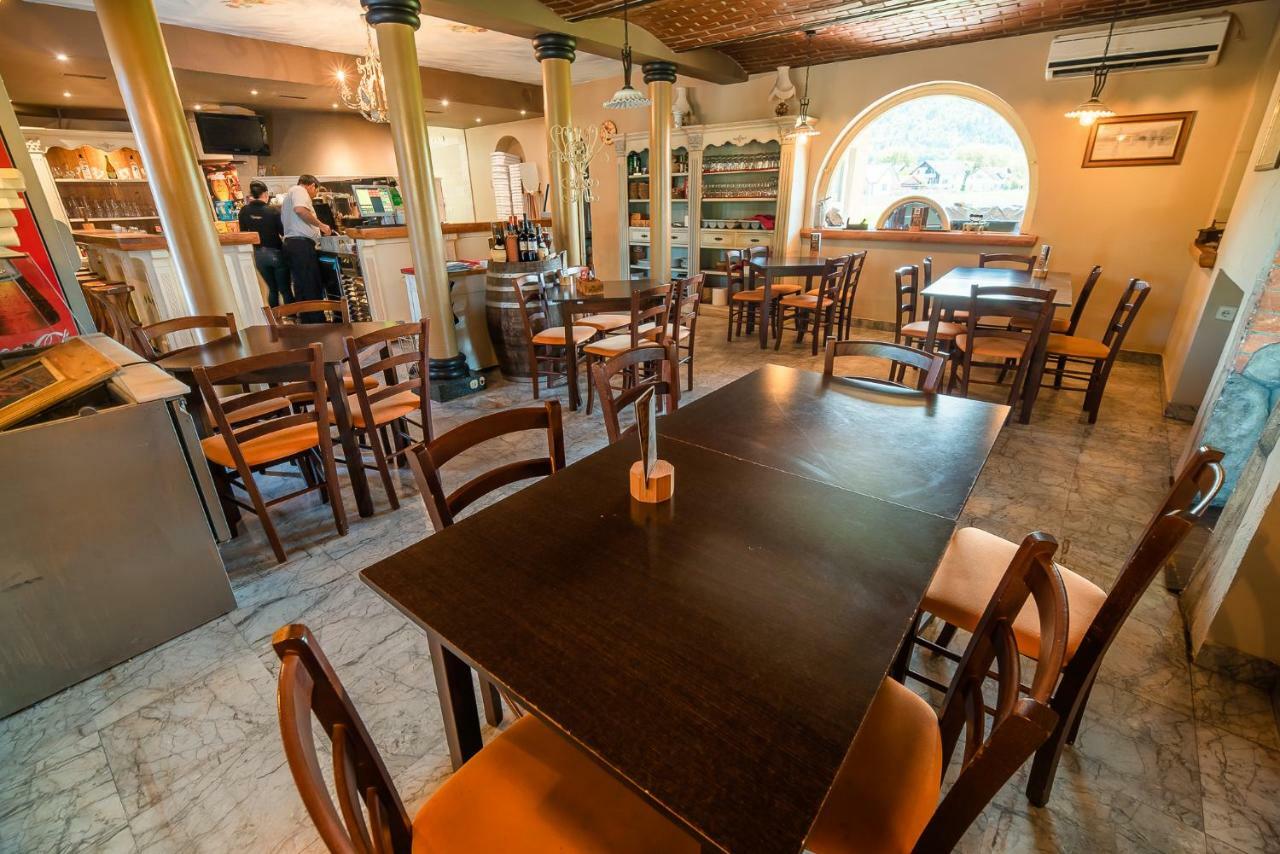 Guesthouse Mars Ig Екстериор снимка