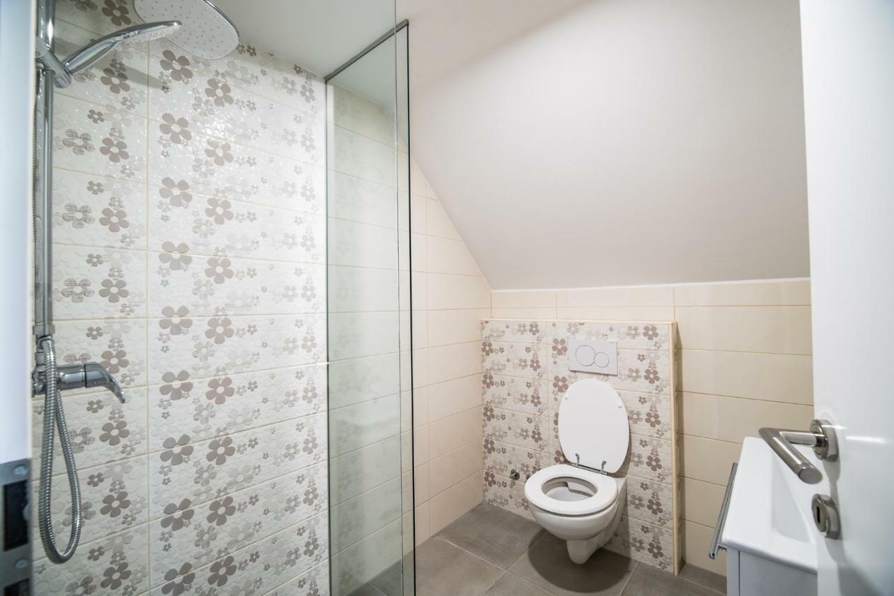 Guesthouse Mars Ig Екстериор снимка